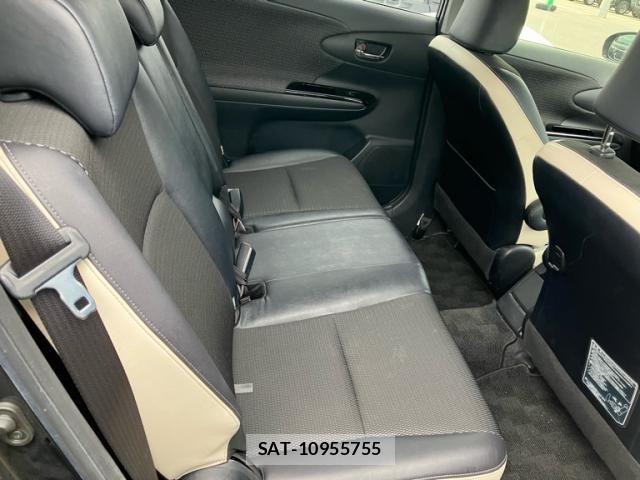 Toyota WISH 2013-11 8102865-17