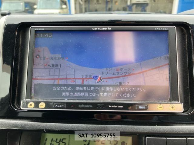 Toyota WISH 2013-11 8102865-26