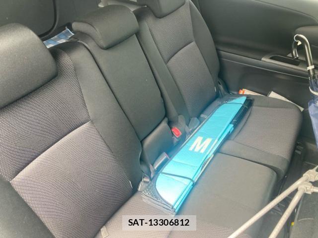 Toyota WISH 2013-04 8102867-14