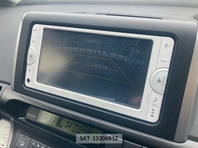 Toyota WISH 2013-04 8102867-19