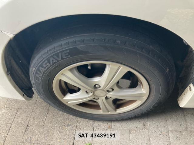 Toyota WISH 2008-06 8147040-11