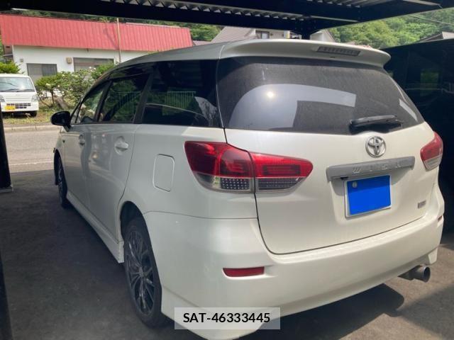 Toyota WISH 2009-10 8232502-5