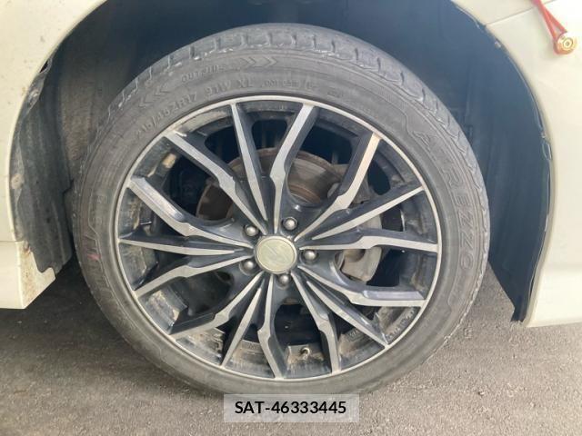 Toyota WISH 2009-10 8232502-8