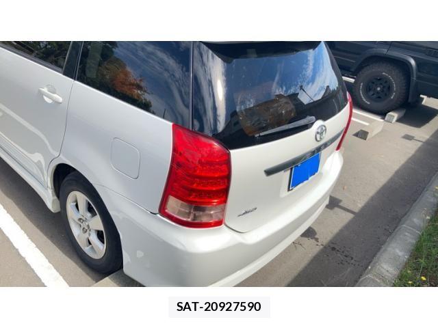 Toyota WISH 2005-09 8247229-11