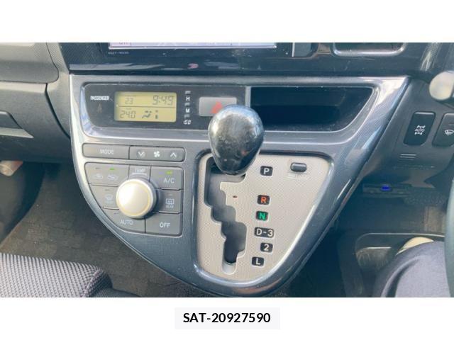 Toyota WISH 2005-09 8247229-23