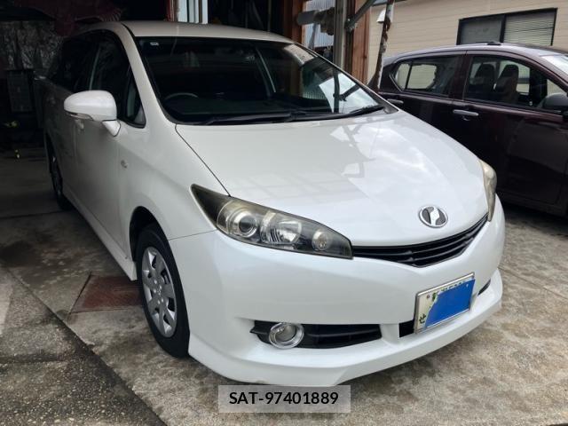 Toyota WISH 2010-10 8247227-0