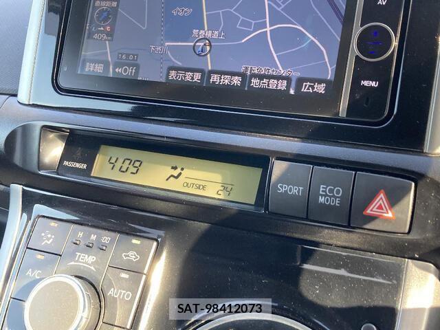 Toyota WISH 2013-10 8247226-12