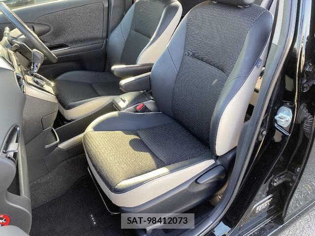 Toyota WISH 2013-10 8247226-15