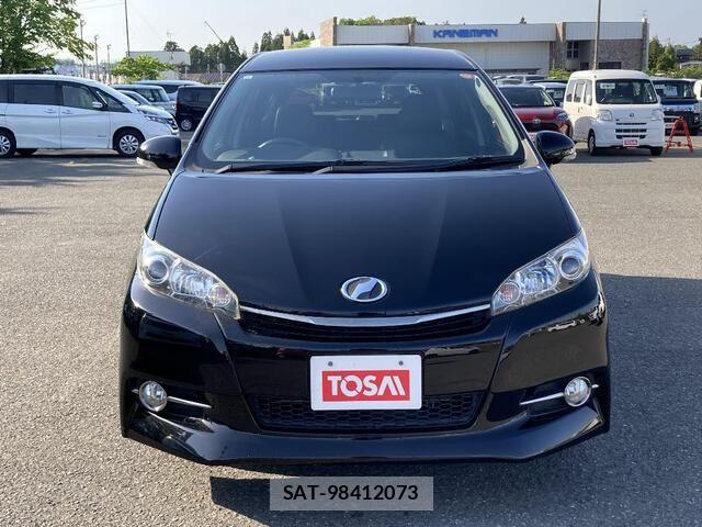 Toyota WISH 2013-10 8247226-19