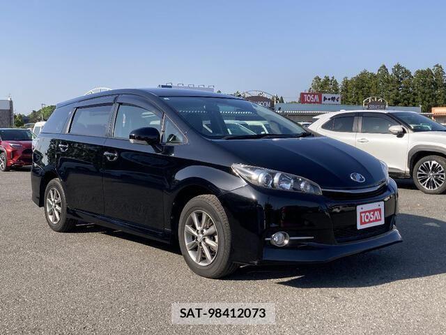Toyota WISH 2013-10 8247226-20