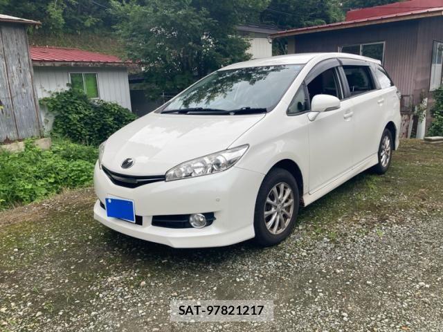 Toyota WISH 2014-06 8338584-0