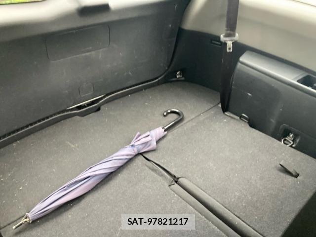 Toyota WISH 2014-06 8338584-12