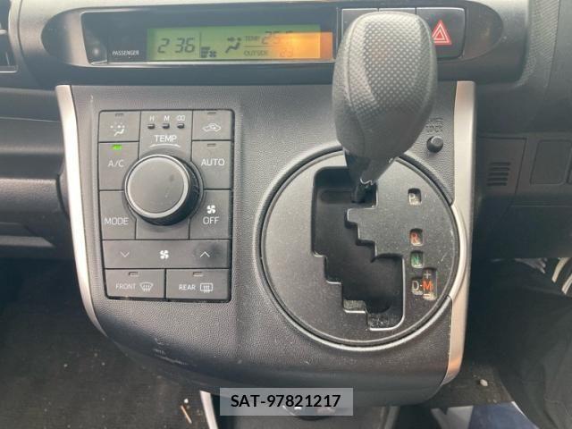 Toyota WISH 2014-06 8338584-19