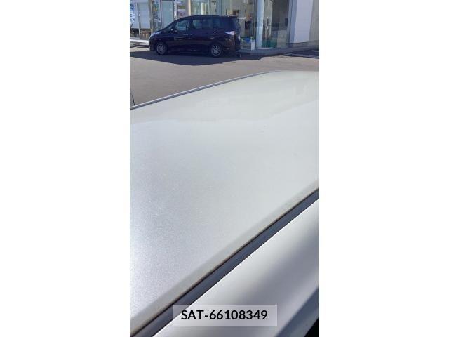 Toyota WISH 2013-06 8372411-10