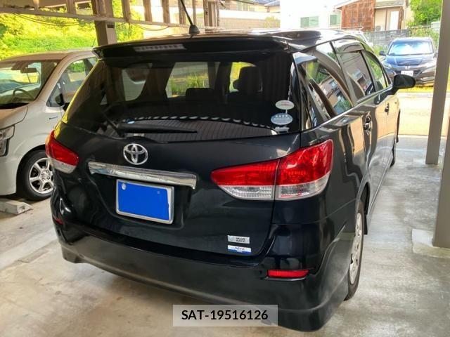 Toyota WISH 2011-08 8486306-4