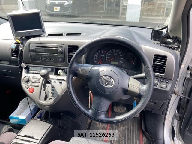 Toyota WISH 2004-04 8486305-9