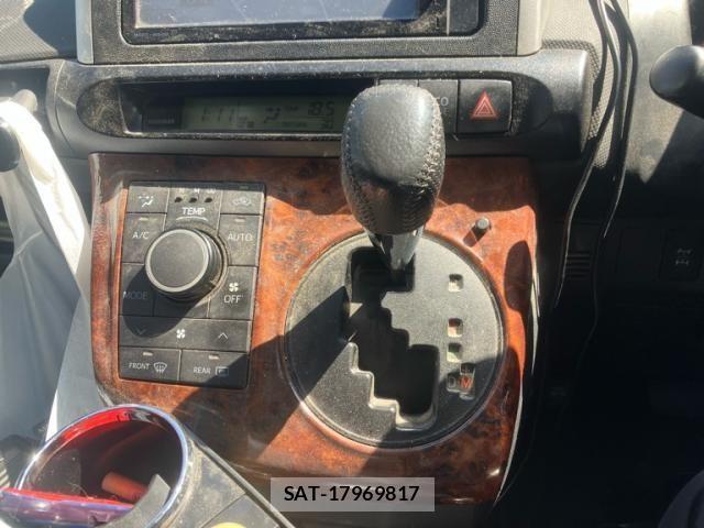 Toyota WISH 2011-09 8629908-22