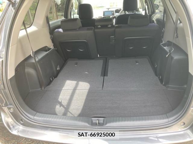 Toyota WISH 2012-07 8667192-15