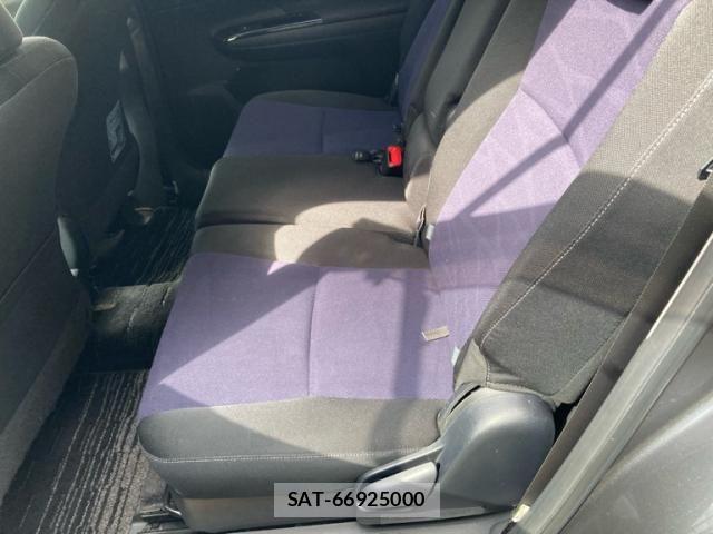 Toyota WISH 2012-07 8667192-16