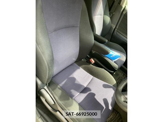 Toyota WISH 2012-07 8667192-18