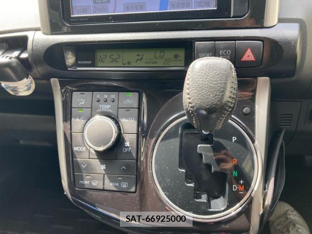 Toyota WISH 2012-07 8667192-22