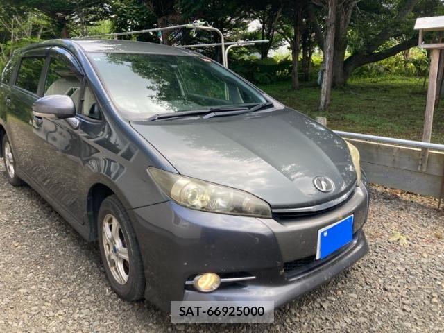 Toyota WISH 2012-07 8667192-2