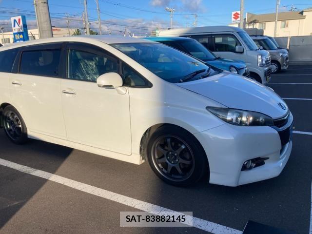 Toyota WISH 2015-05 8662551-2