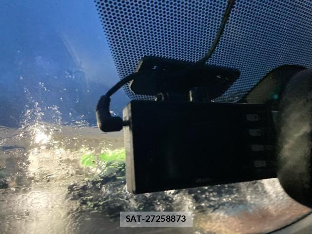 Toyota WISH 2012-05 8746990-17