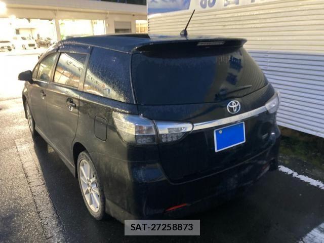 Toyota WISH 2012-05 8746990-4
