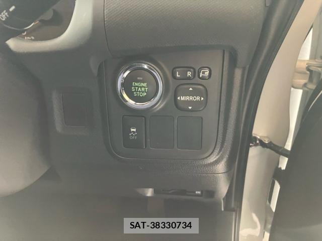 Toyota WISH 2014-11 8797983-15