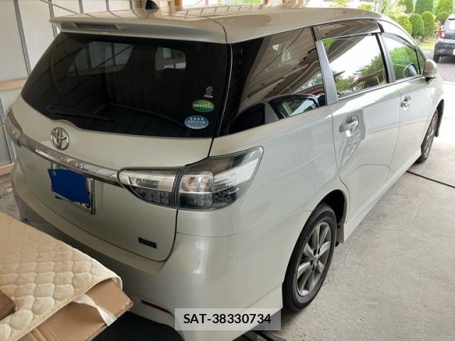 Toyota WISH 2014-11 8797983-1