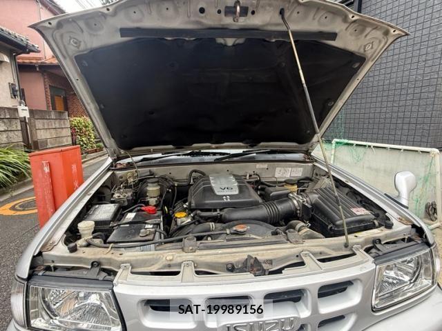 Isuzu WIZARD 2001-03 8372412-21