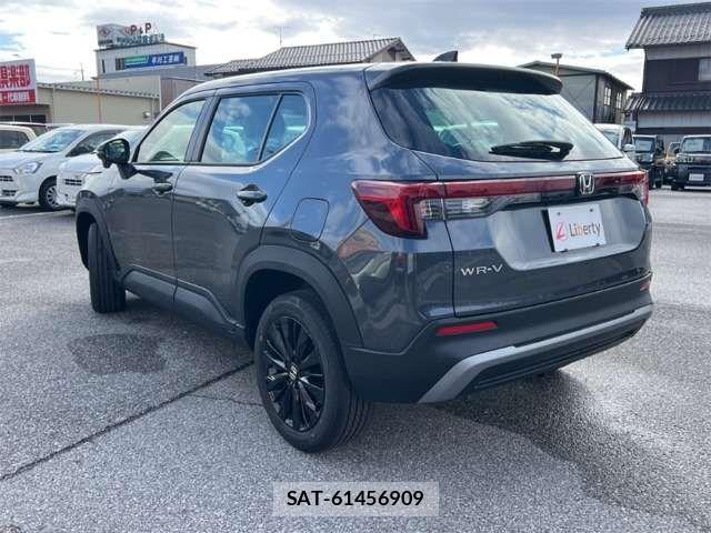 Honda WR-V 2025-12 6915734-9