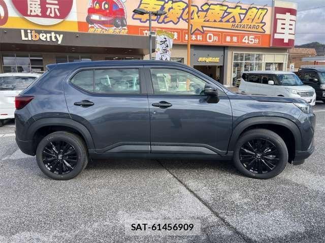 Honda WR-V 2025-12 6915734-6