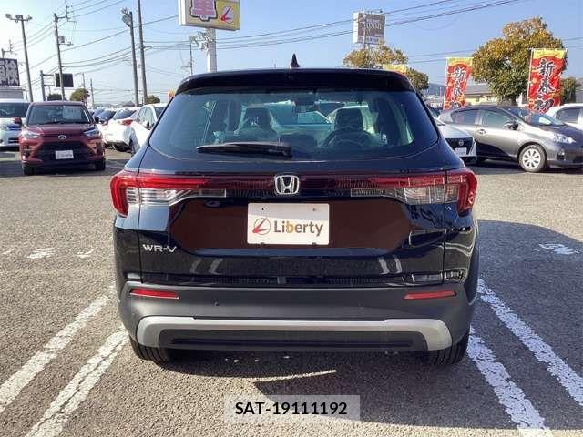 Honda WR-V 2025-12 6915758-9