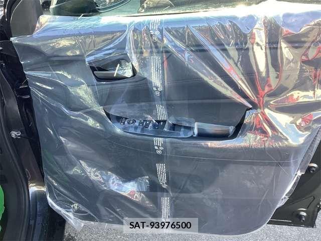 Honda WR-V 2026-01 6915750-15