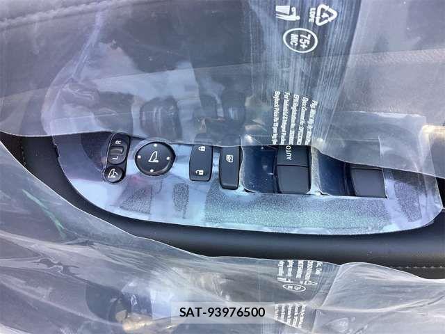 Honda WR-V 2026-01 6915750-16