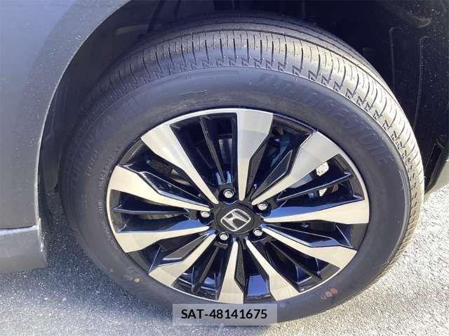 Honda WR-V 2025-10 6915729-12
