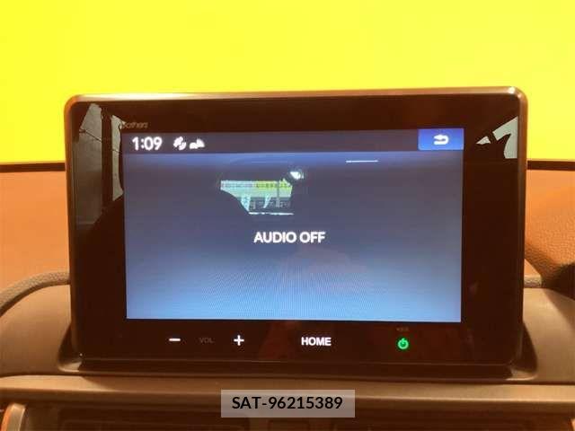 Honda WR-V 2025-09 6915747-6