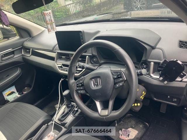 Honda WR-V 2024-10 7730962-10