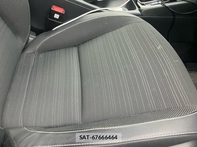 Honda WR-V 2024-10 7730962-11