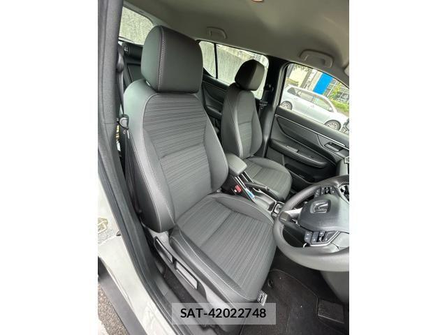 Honda WR-V 2025-02 8102868-15