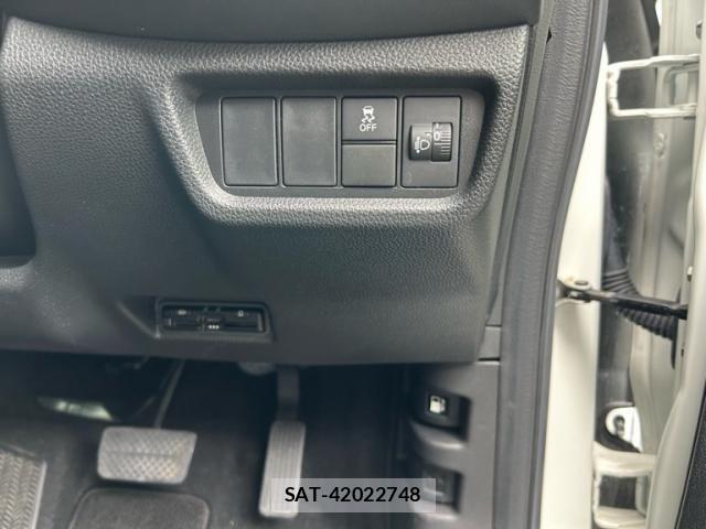Honda WR-V 2025-02 8102868-18