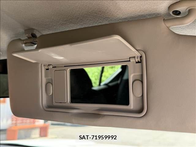Honda WR-V 2024-09 8247228-27