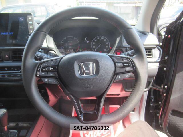 Honda WR-V 2025-10 8369899-15