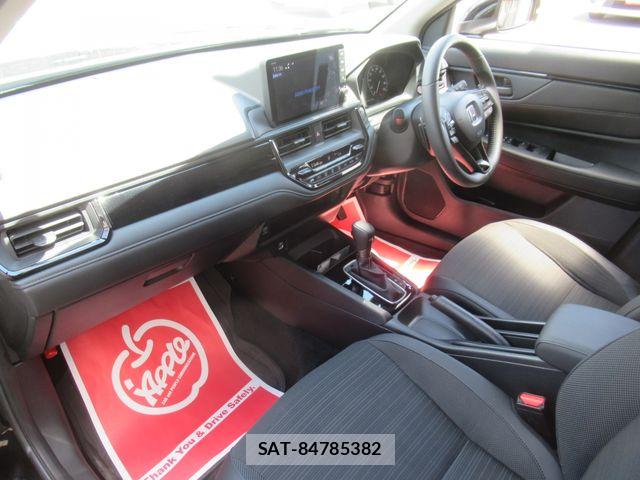 Honda WR-V 2025-10 8369899-8