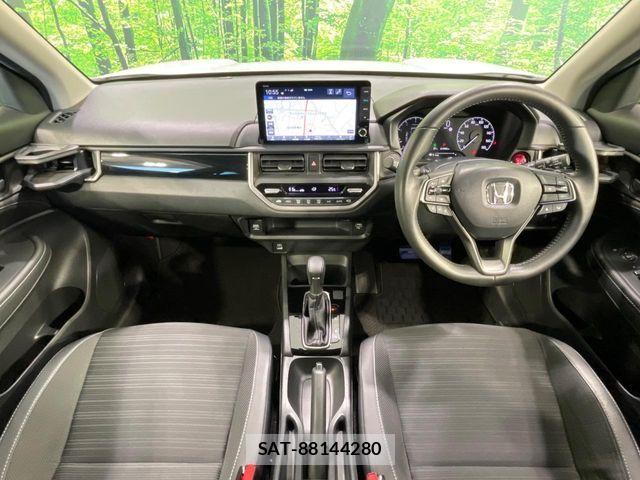 Honda WR-V 2024-07 8369900-1