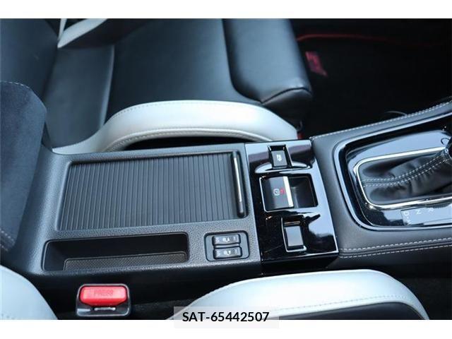 Subaru WRX S4 2017-04 1830410-9