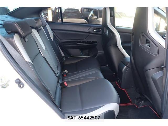 Subaru WRX S4 2017-04 1830410-13