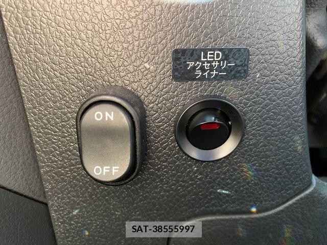 Subaru WRX S4 2016-03 2681563-12